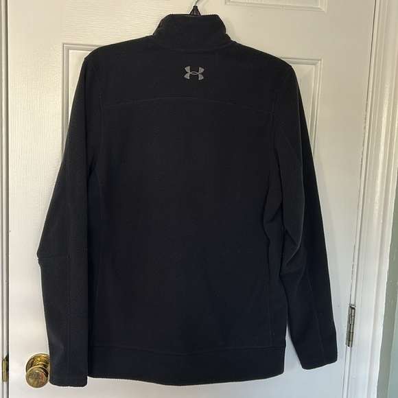 UNDER ARMOUR Navy zipper pullover cold gear. - Picture 4 of 5